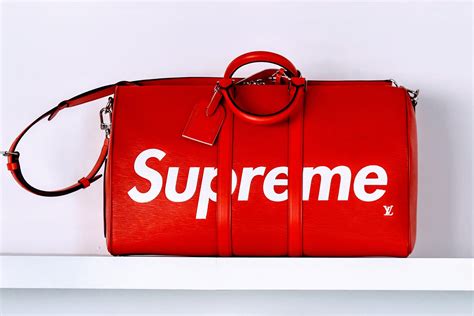 pubblicità louis vuitton 2017|How Louis Vuitton x Supreme Took Off: Exclusive Photos .